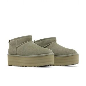 UGG Green Winter Boots with Platform Sole